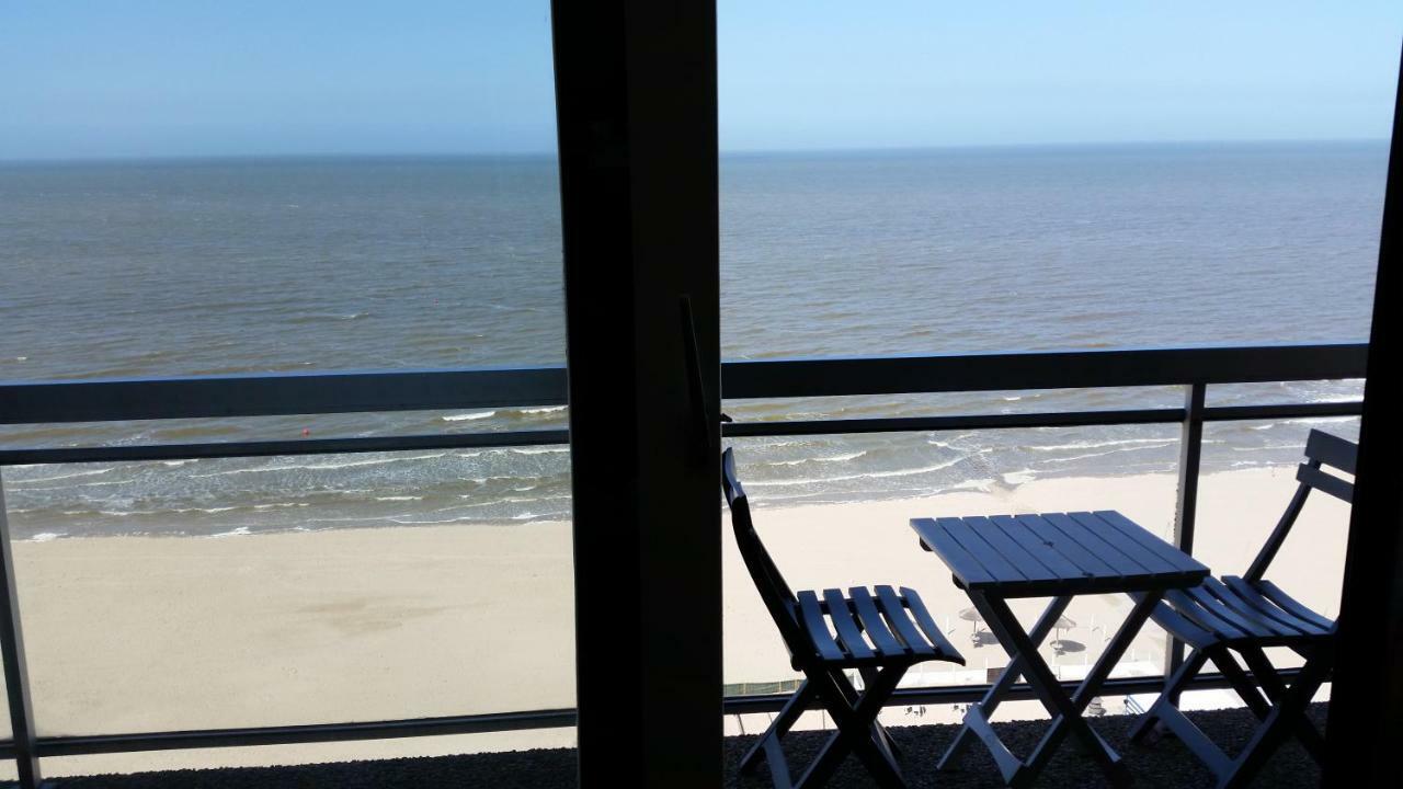 Studio On The Beach With Sea View Middelkerke Exterior photo